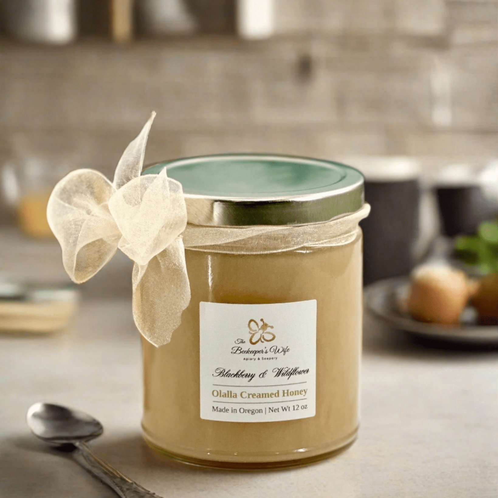 Raw Oregon Creamed Honey - Beekeepers Wife