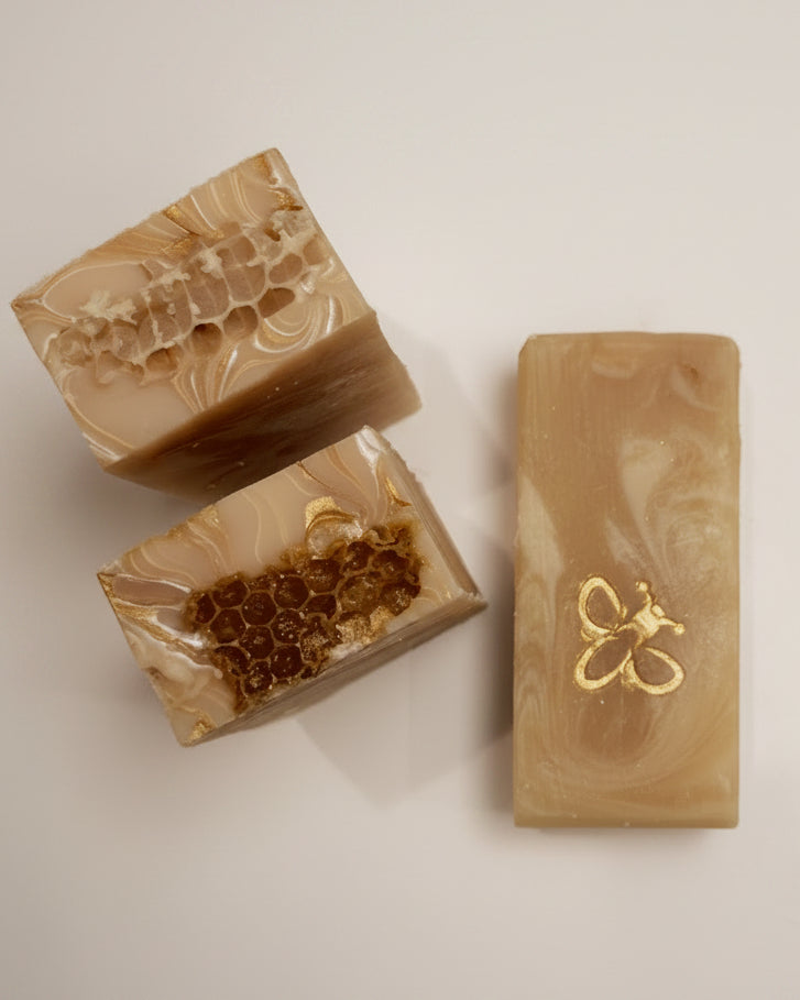 Bar soaps with real honeycomb