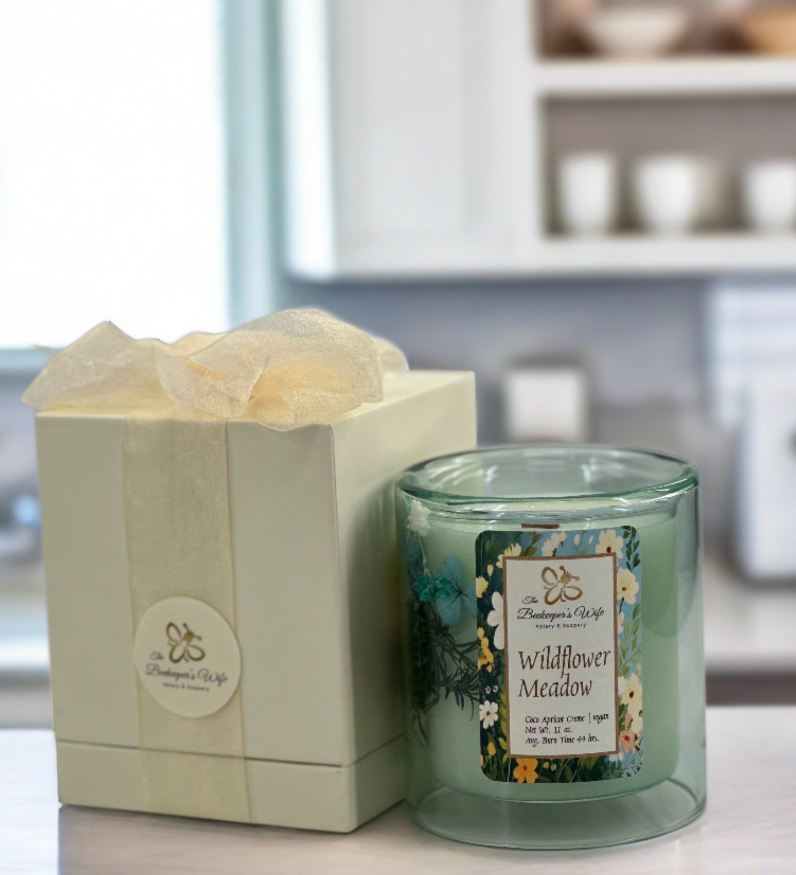 Wildflower Meadow Vegan Wood Wick Candle - Beekeepers.Wife