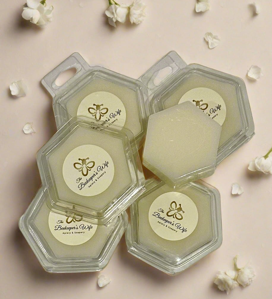 Destash: 700 Wax Melt Clamshells - The Beekeeper's Wife