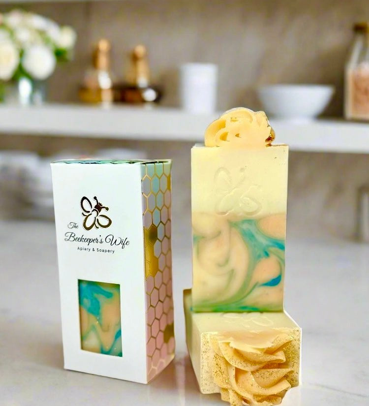 Gardenia Peach - Beekeepers.Wife