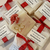 Merry Minis - The Beekeeper's Wife